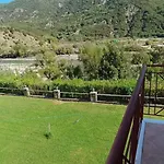 Evinos Village *