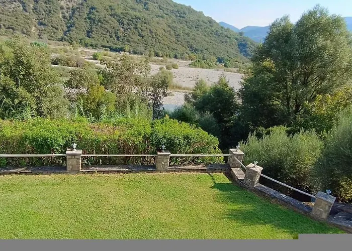 Evinos Village بيت للعطل Gefira Mpania