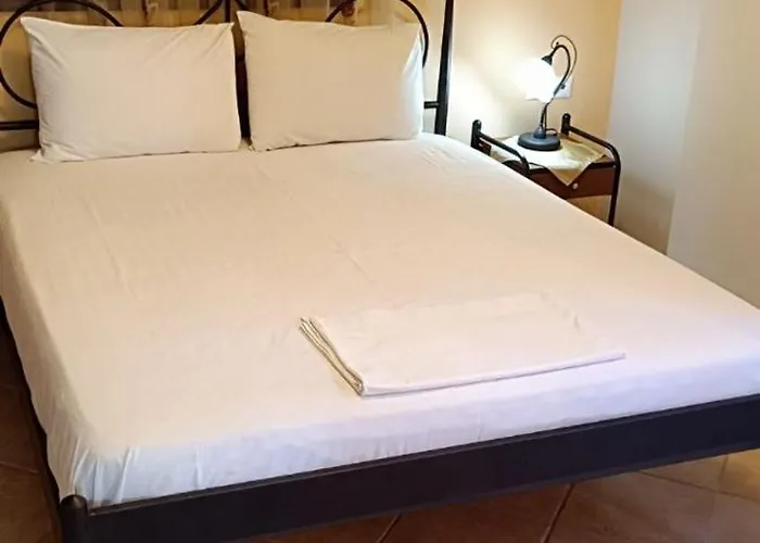 Evinos Village بيت للعطل